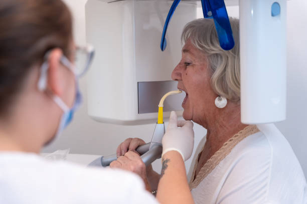 Best Weekend Emergency Dentist in Hazel Park, MI